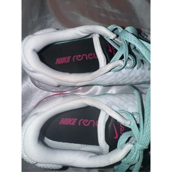 White Nike Renew Run Sneakers - Picture 5 of 7